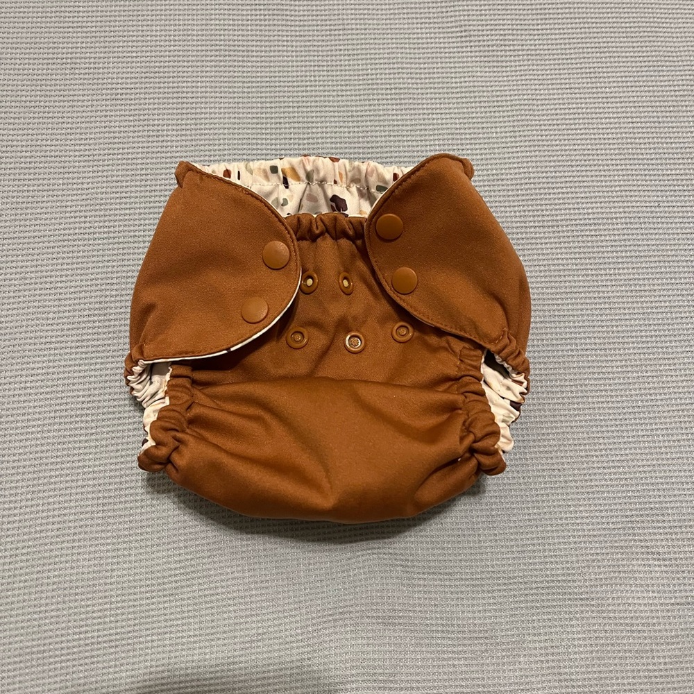 Esembly Cloth Diaper Outer Size 1